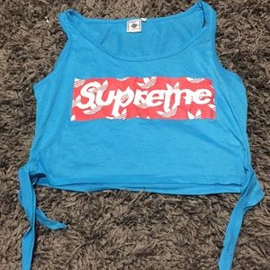 (Fake) supreme crop top